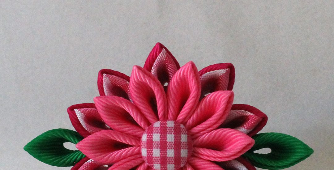 Pretty Pink Kanzashi Flower Creation